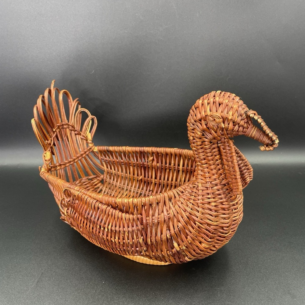 Wicker Turkey Bird Basket Farmhouse Table Decor Centerpiece Thanksgiving 10"READ